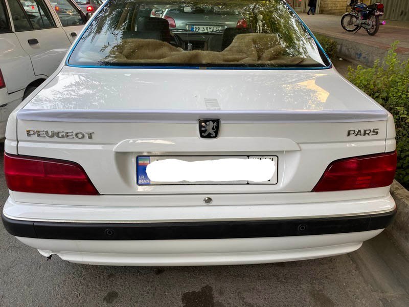 بال عقب صندوق پارس